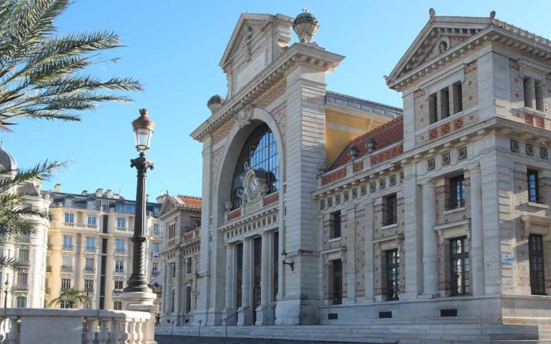 La Gare du Sud accueille les attractions du parc belle époque !